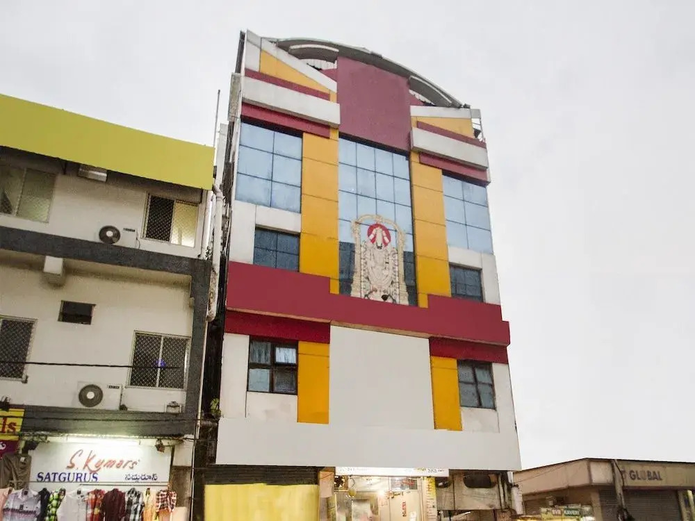 Hotel Srinivasa Central