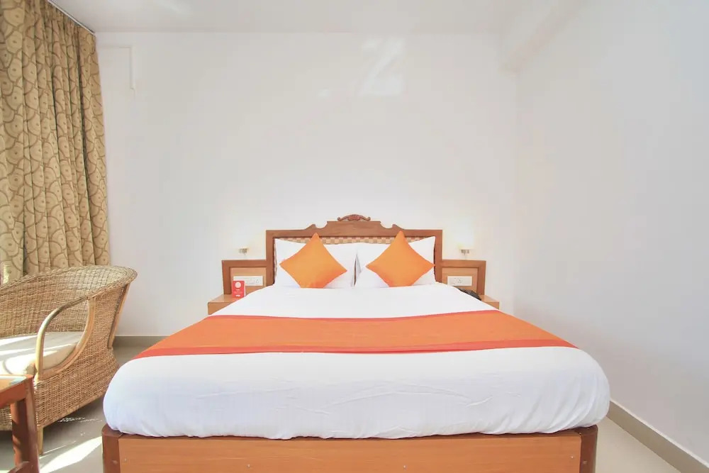 OYO 9656 Hotel Sri Venkateshwara Residency