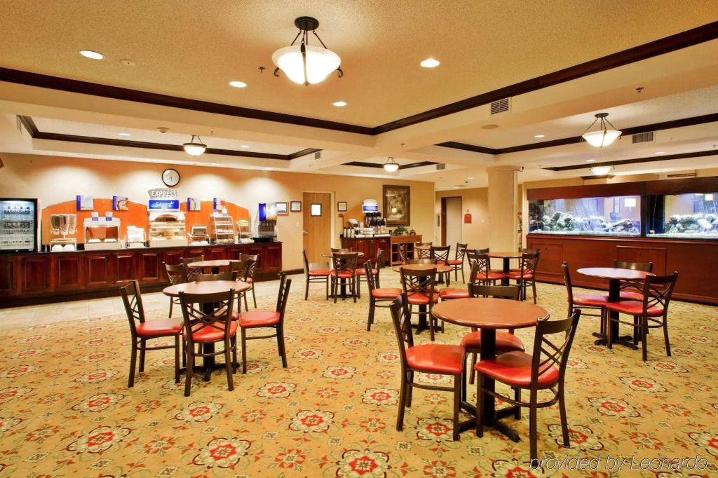 Holiday Inn Express & Suites Tavares by IHG