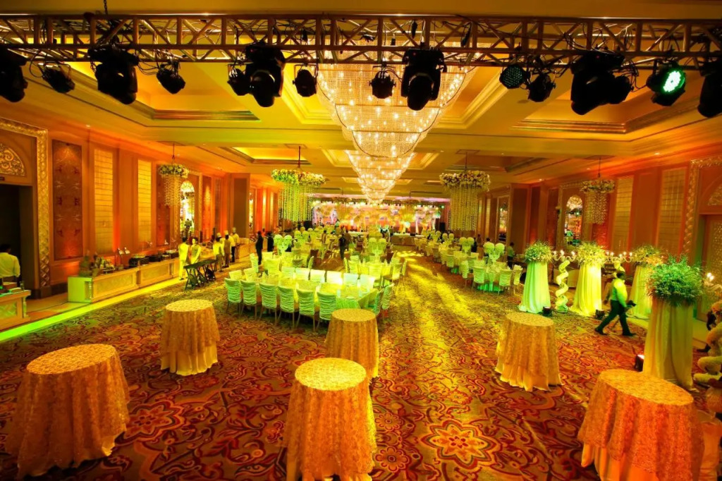Seven Seas Hotel