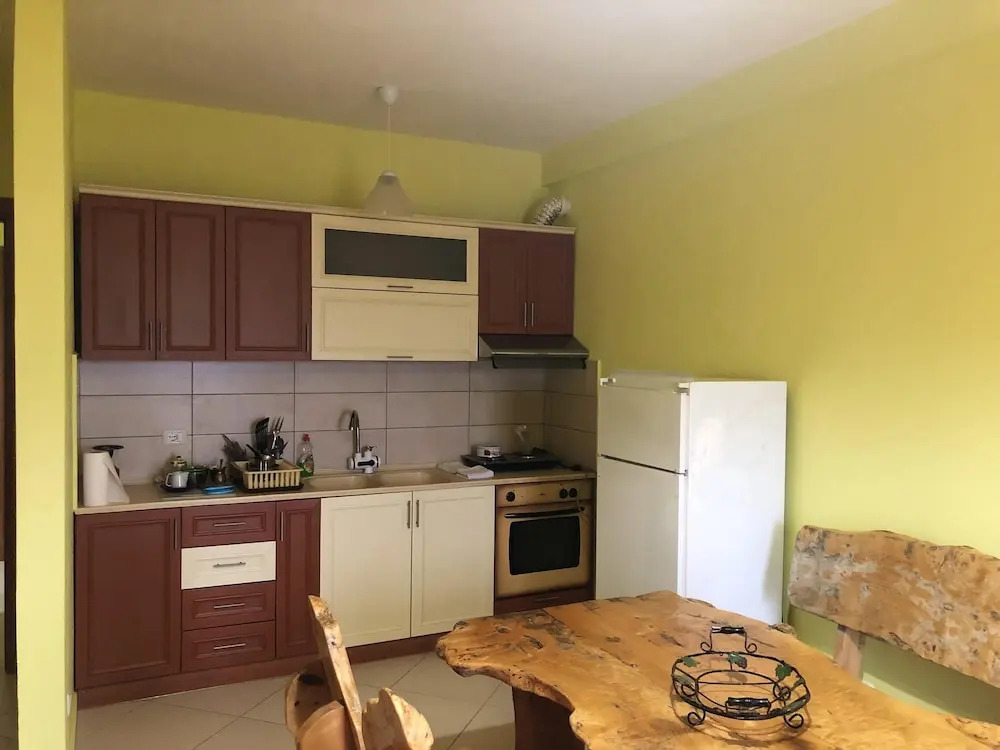 Apartment With one Bedroom in Durrës, With Wonderful sea View and Furnished Terrace - Near the Beach