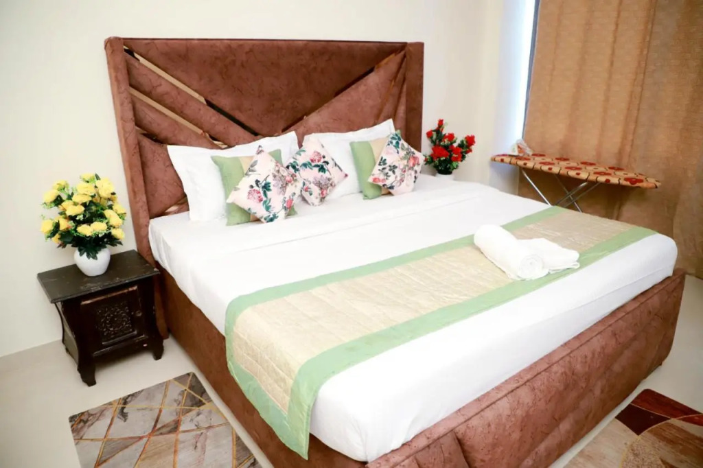 3bhk,Fortune Home E-28 2b Saket Near Max Hospital