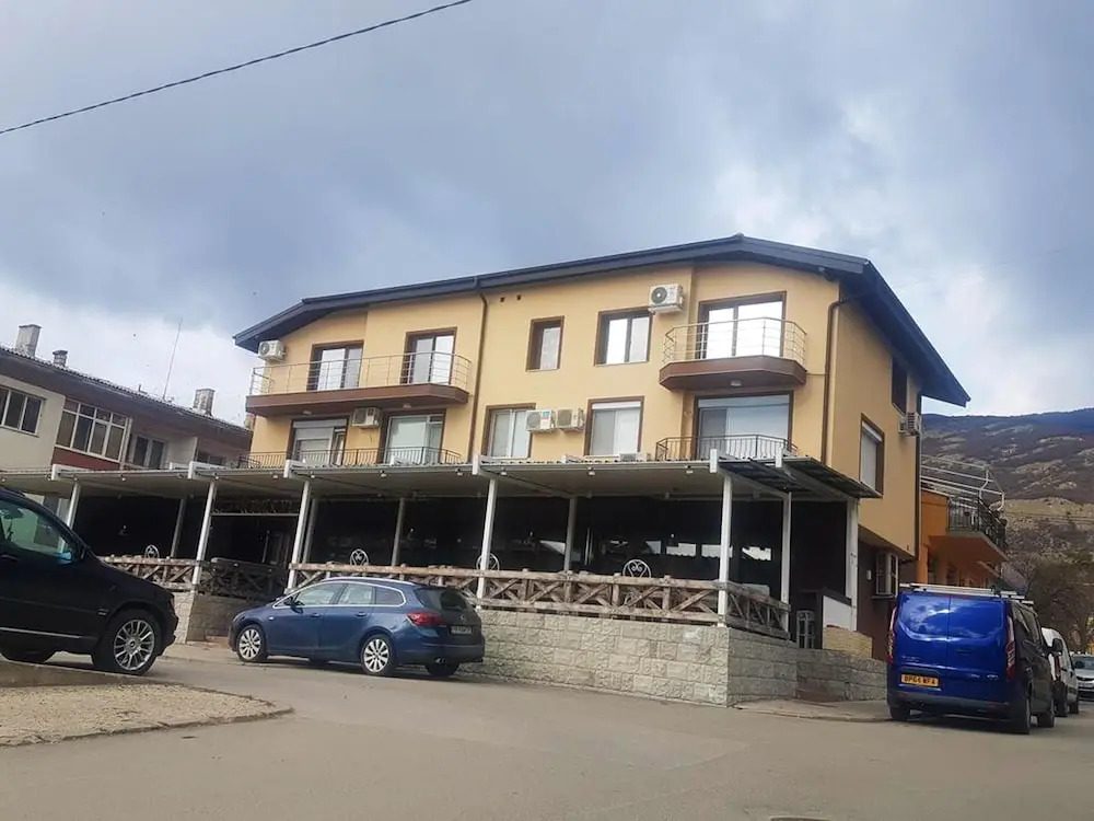 Apartment With one Bedroom in Karlovo, With Wonderful City View, Terrace and Wifi