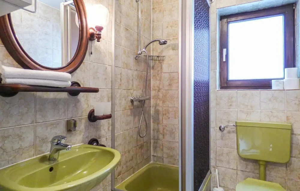 Awesome Apartment in Arrach With 1 Bedrooms and Wifi