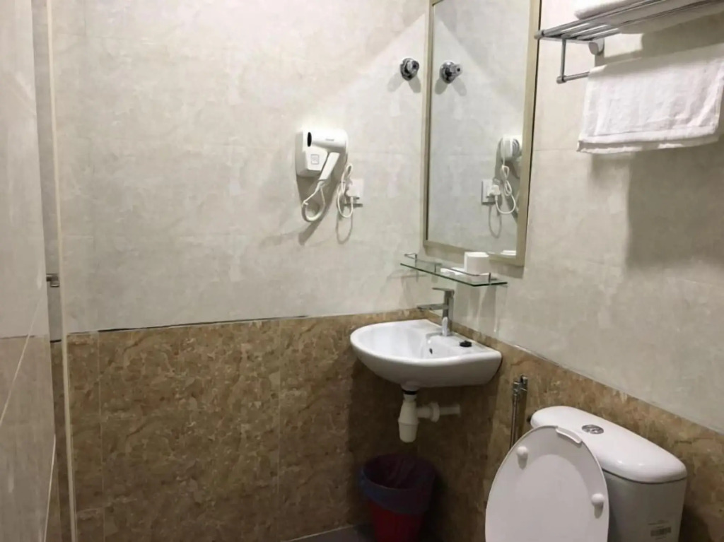 Global Inn Hotel