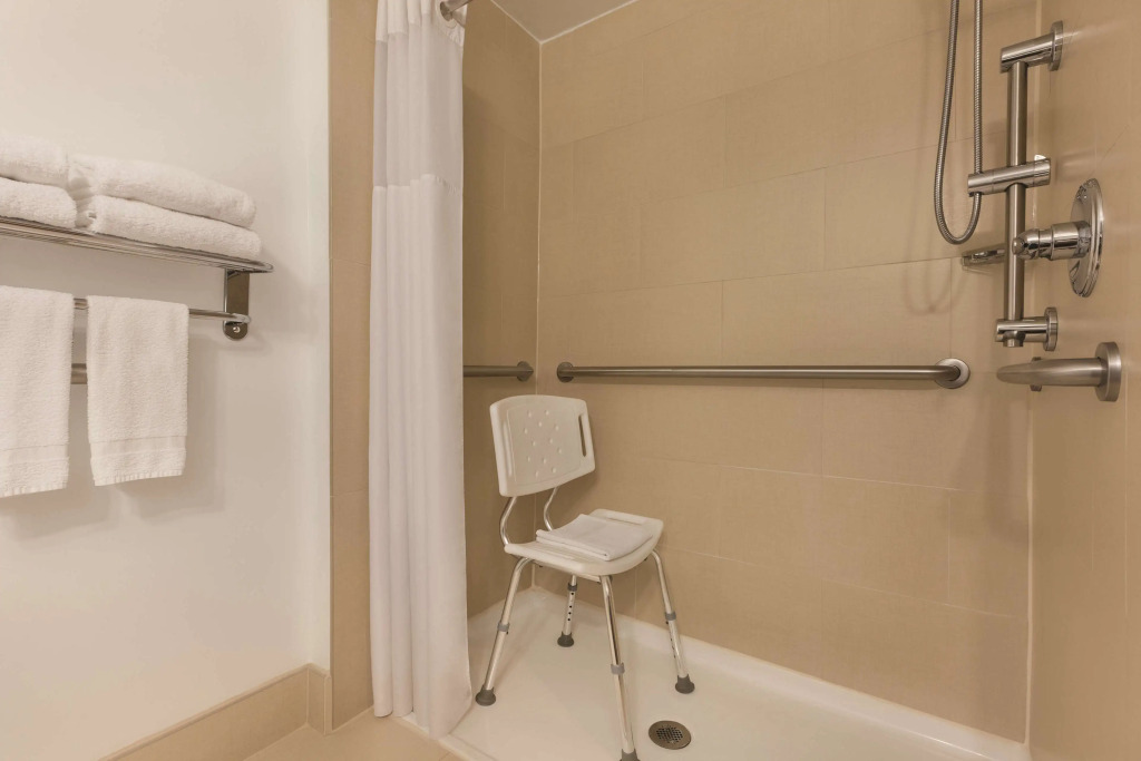 Country Inn & Suites by Radisson, Lawrenceville near Northside Hospital Gwinnett