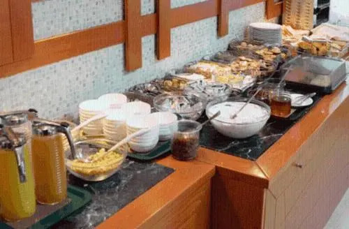 Elpida City Hotel