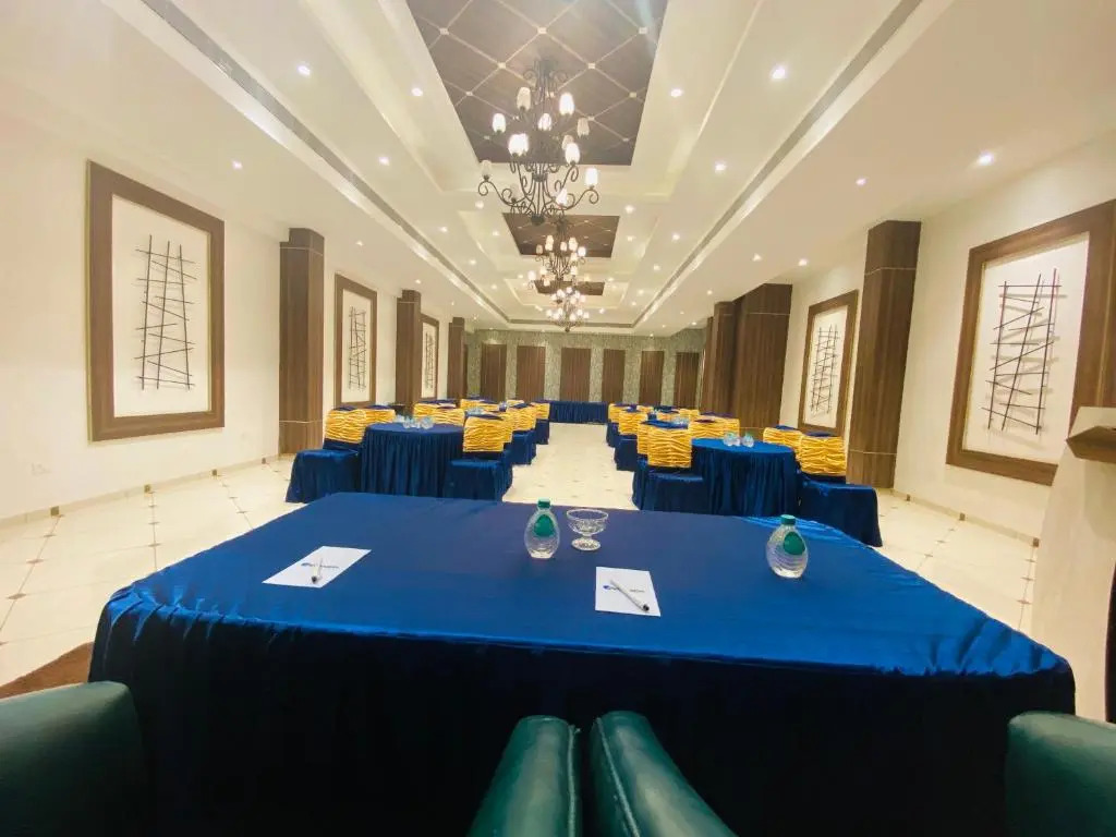 Annaratna Resorts