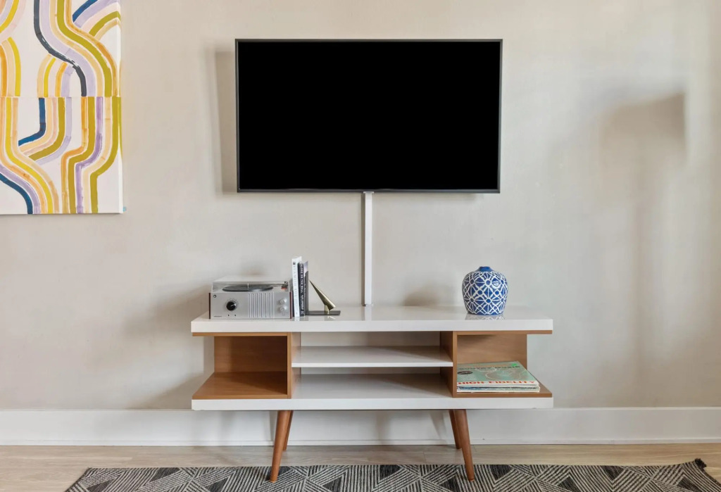 Denver | Grand Studio Riverfront Apartment