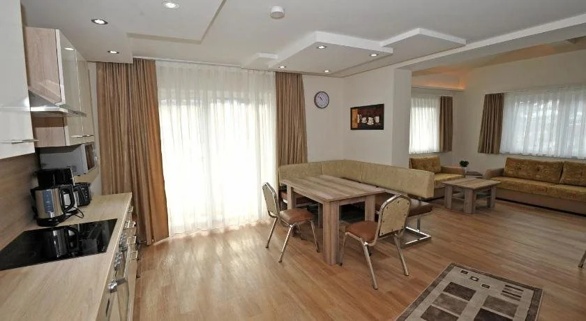 Sunshine Apartments - Great Mountain View