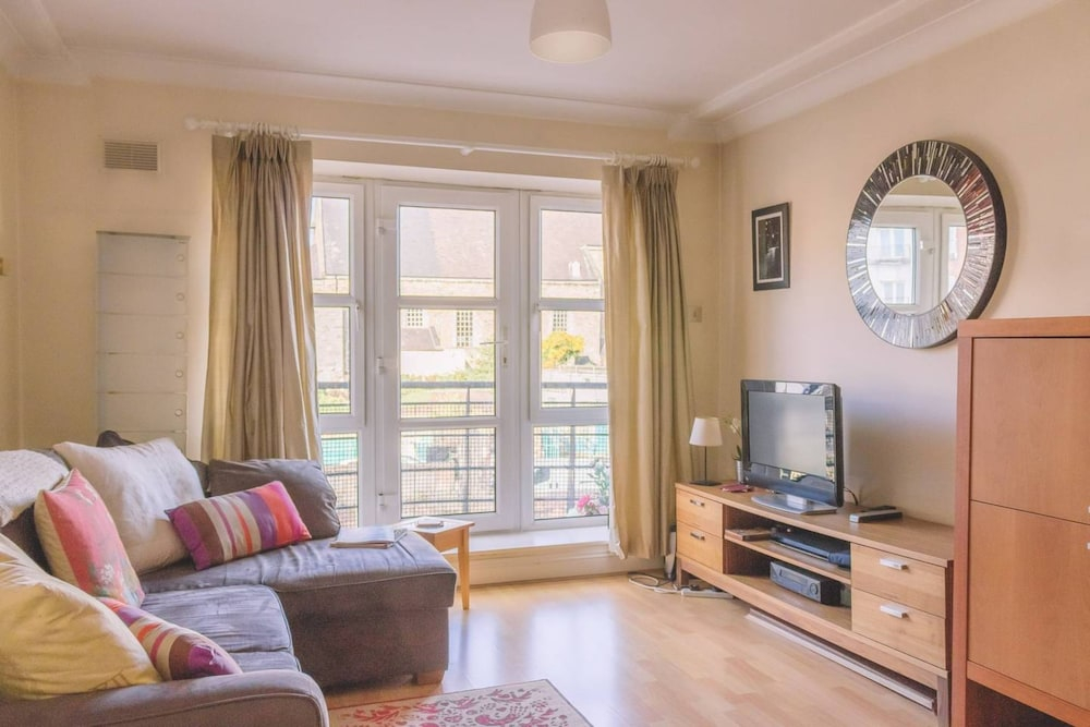 1 Bedroom Apartment Next To Dublin Castle