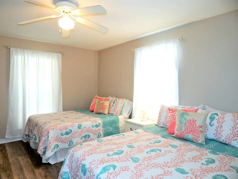 017 Morris House 4 Bedrooms 2.5 Bathrooms Home