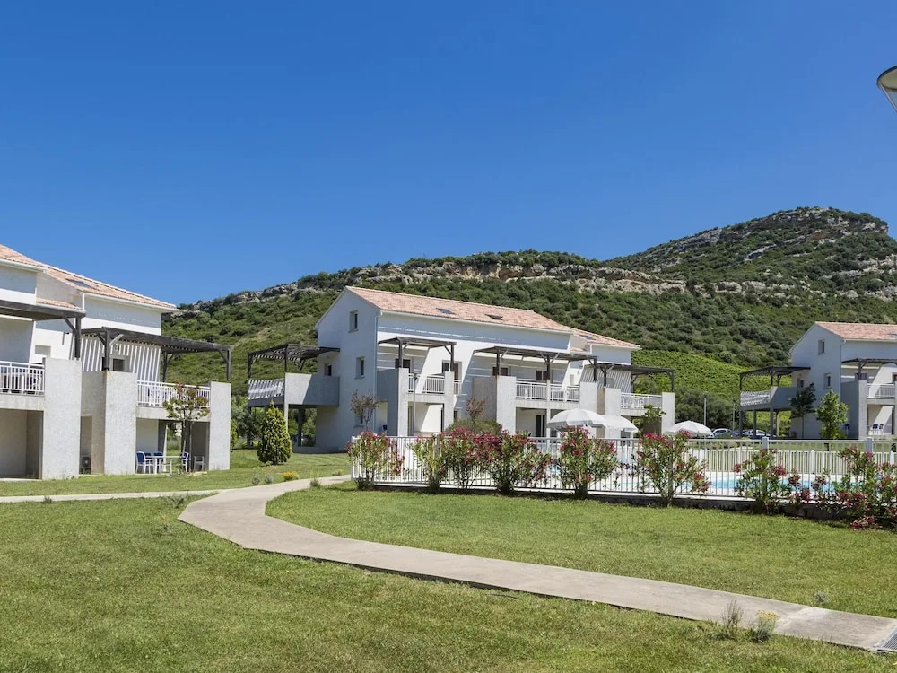 Summer Apartment in the Hilly Landscape of Oletta