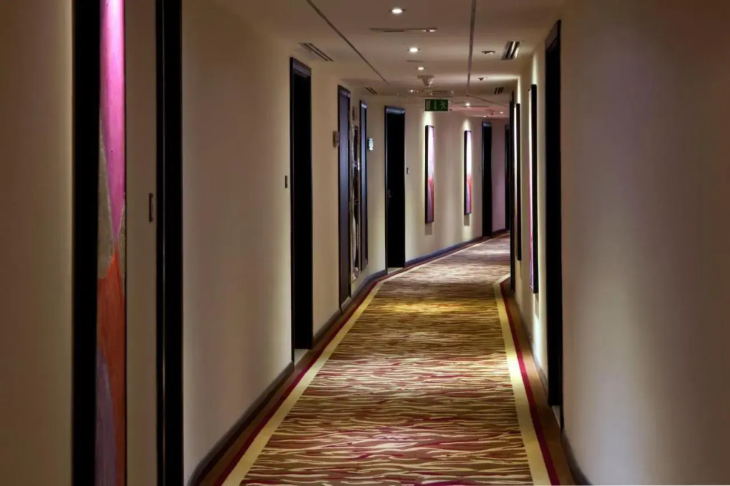 Отель Landmark Grand Hotel