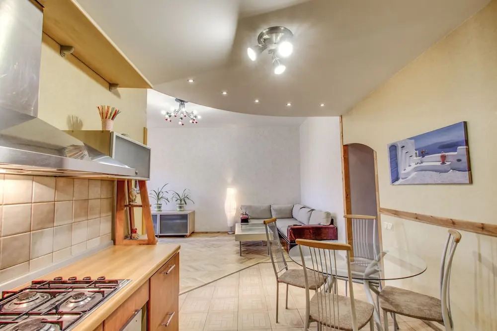Apartment on Marata 35