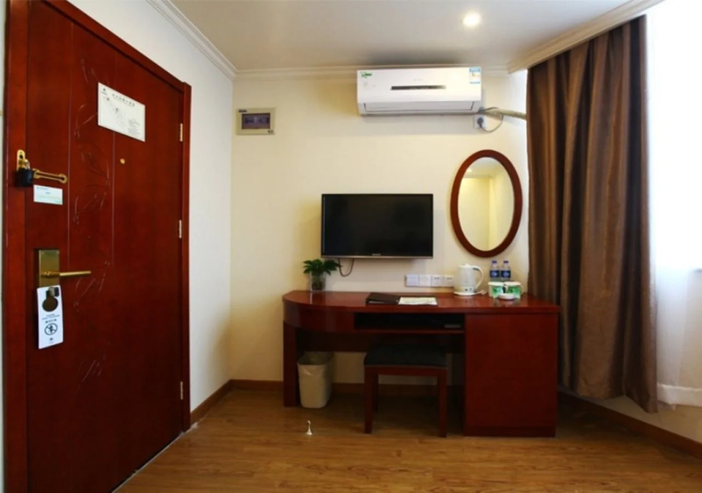 GreenTree Inn Shanghai University of Sport Express Hotel