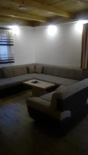Eko-Ribarski Kamp Jezero Bocac
