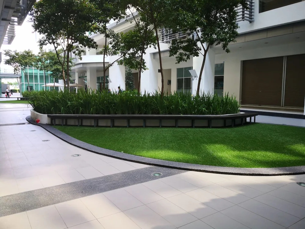 Sutera Avenue Kk Center 2 6
