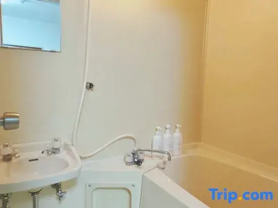 Kyobashi Station Walking Distance | Direct Access to USJ, Kansai Airport, Kyoto, Nara