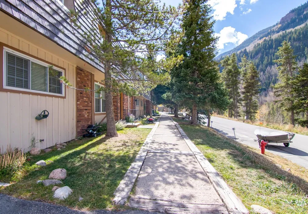 East Vail Condo Near Skiing, Hiking by RedAwning