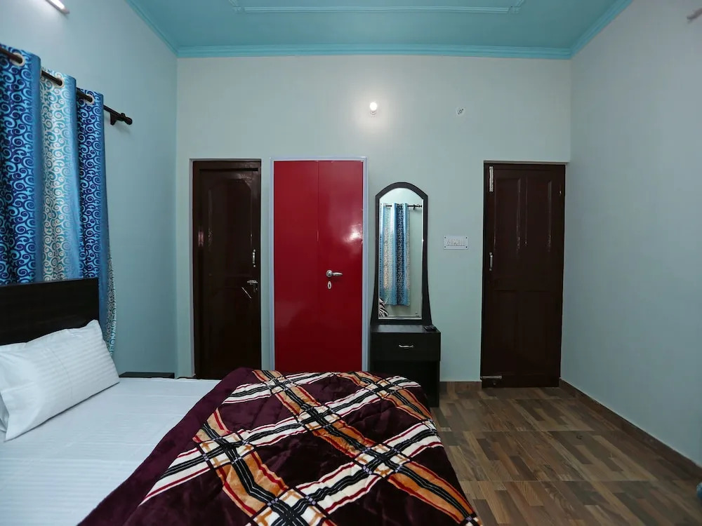 OYO 10855 Home 1BHK Villa Bhimtal