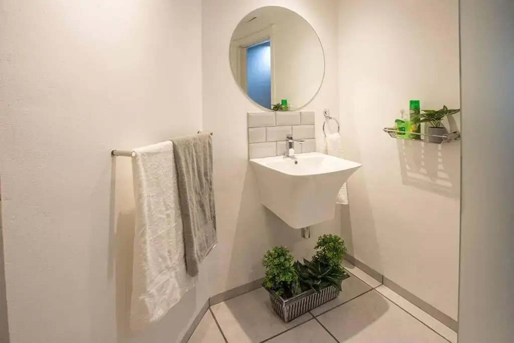 53 Harbour View Heights _2 Sleeper Stylish Sanctuary