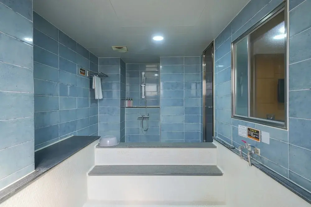 Bugok Royal Tourist Hotel