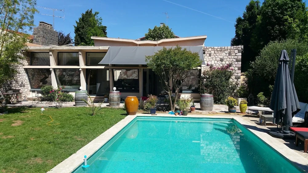 Villa Saron