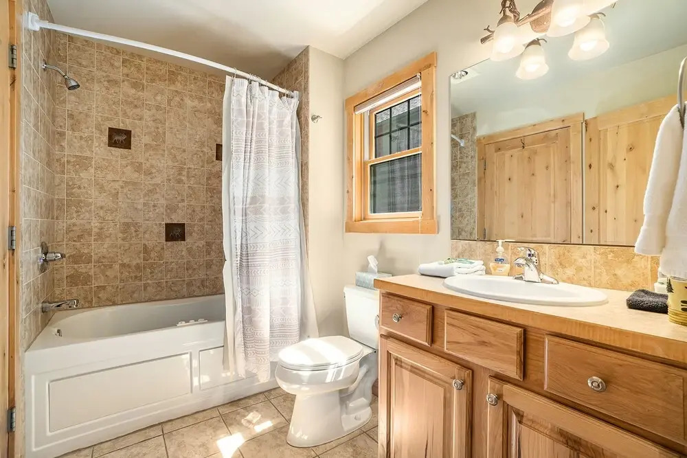 Solitude Bobcat #6 - Estes Park 2 Bedroom Condo by RedAwning