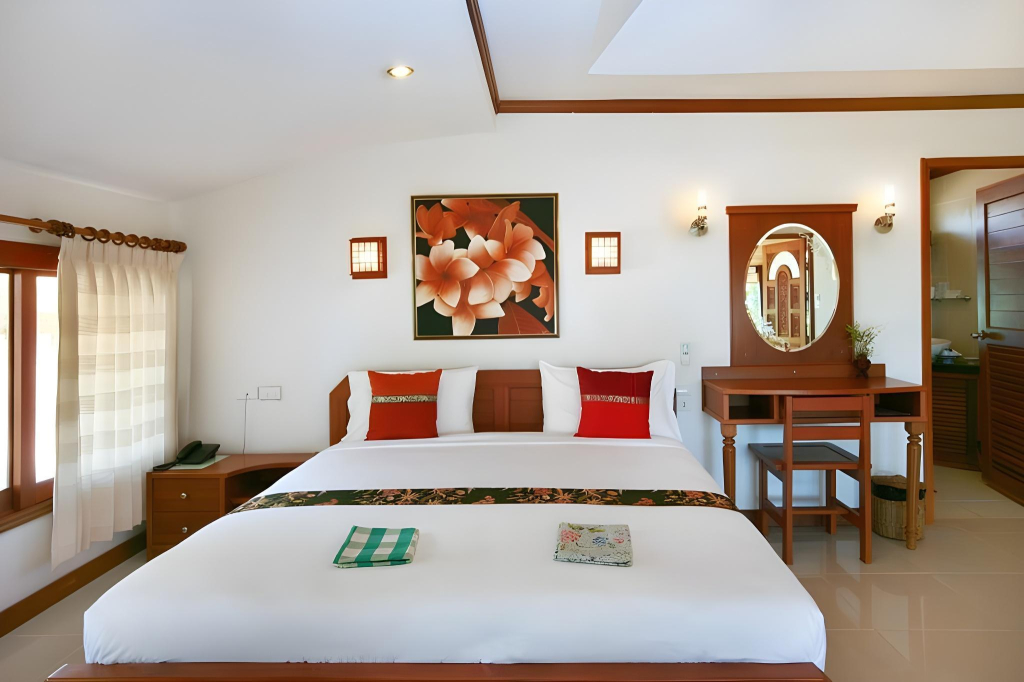 Lipa Lodge Beach Resort