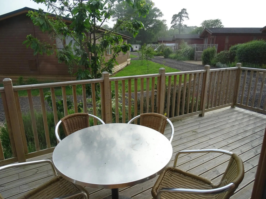 Three Bedroom Lodge 10