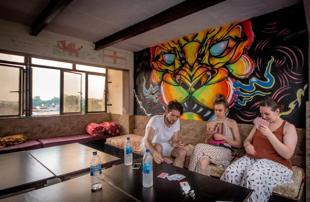 Friends Guest House & Hostel- near TAJ MAHAL