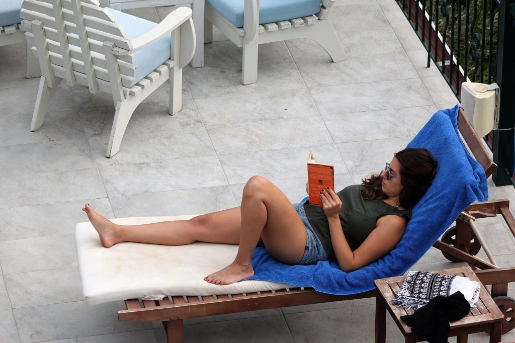 Aliki Hotel