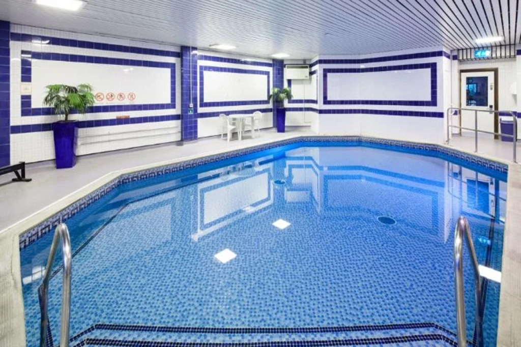 Mercure Livingston Hotel