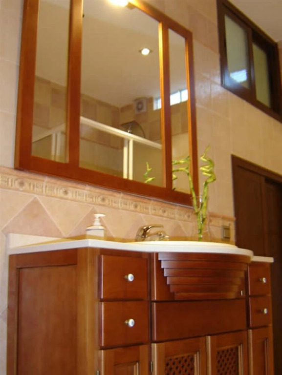 House With 4 Bedrooms in Yegen, With Wonderful Mountain View and Furni