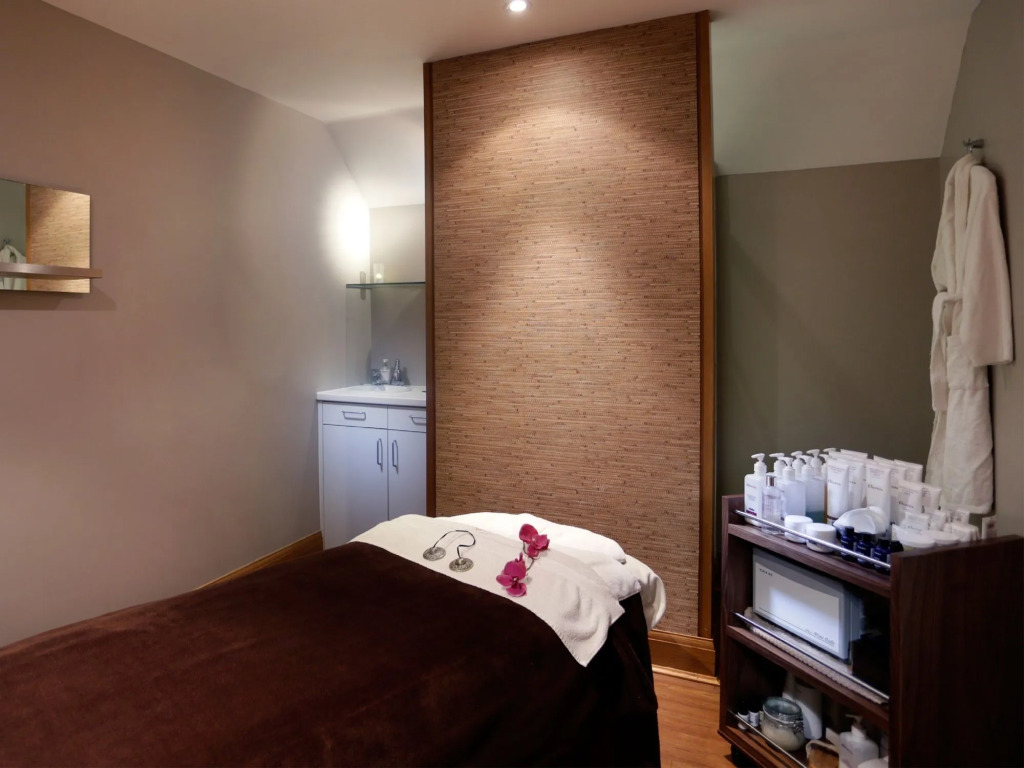 Macdonald Alveston Manor Hotel & Spa