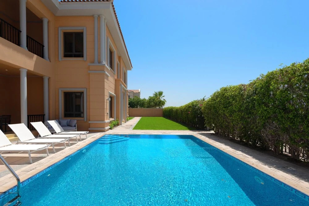 Maison Privee - Luxury 5BR Villa with Private Pool and Beach