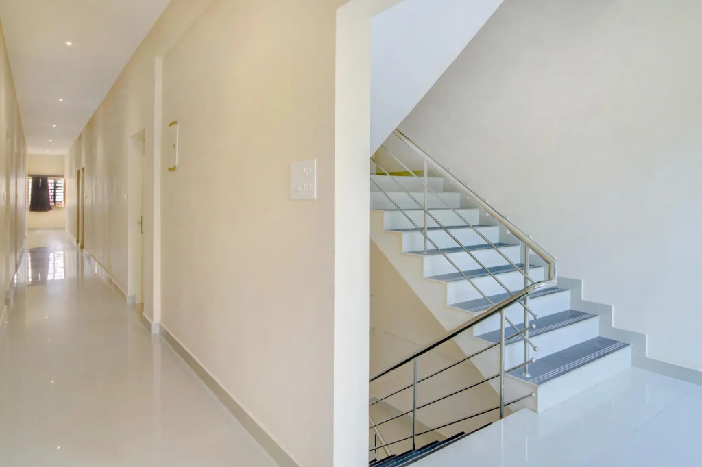 OYO Flagship 73858 Saligram Residency