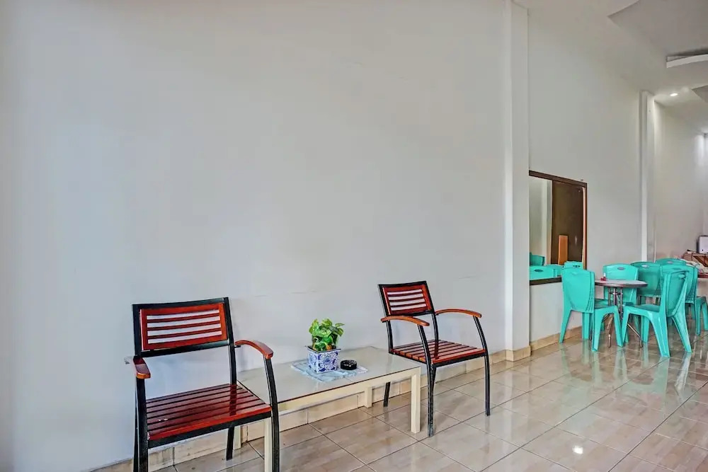 OYO 93264 Penginapan Syari'ah Berlian