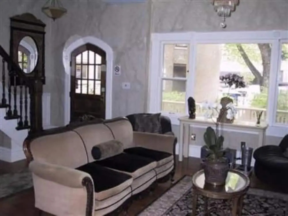 The Villa Toscana