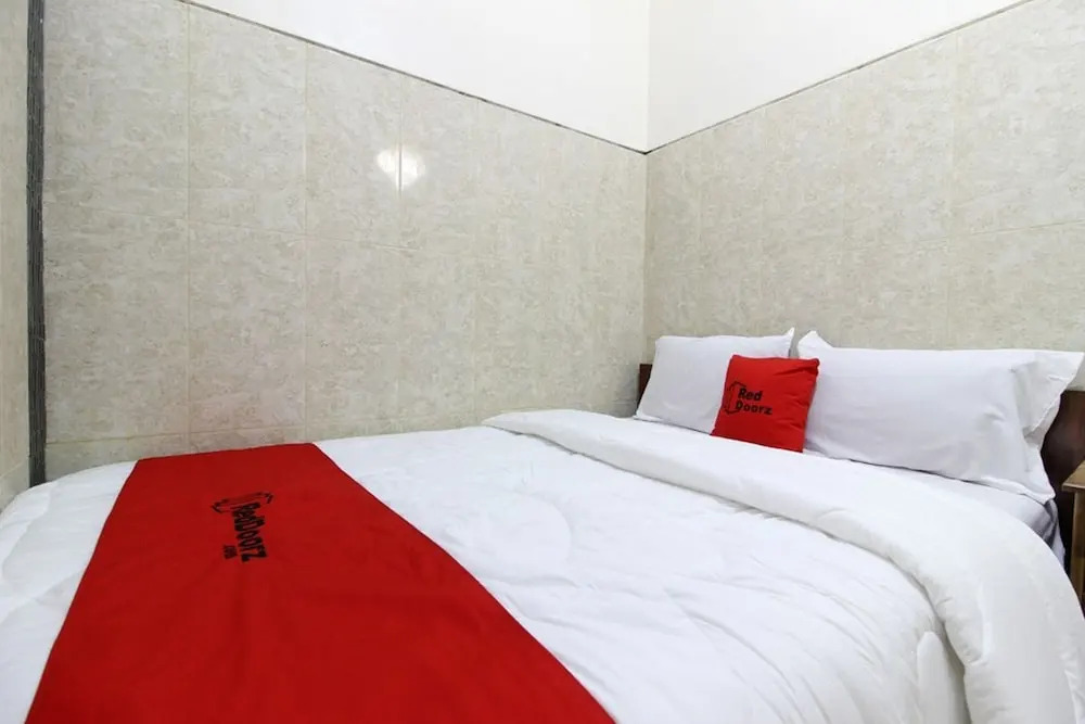 RedDoorz near Museum Gunung Merapi