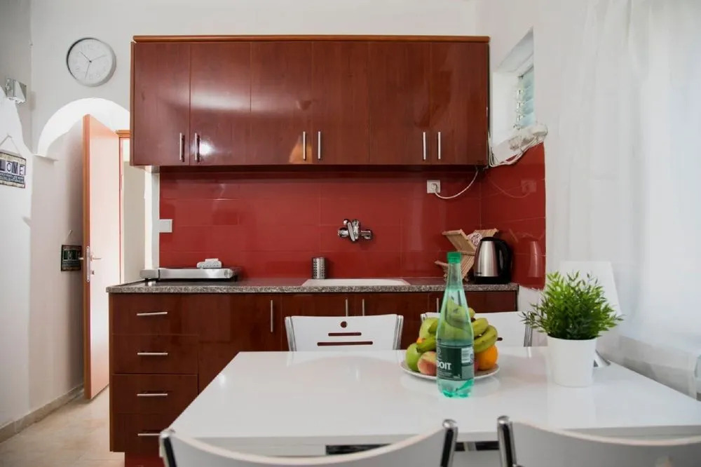 The Surfer's Beach Apartment