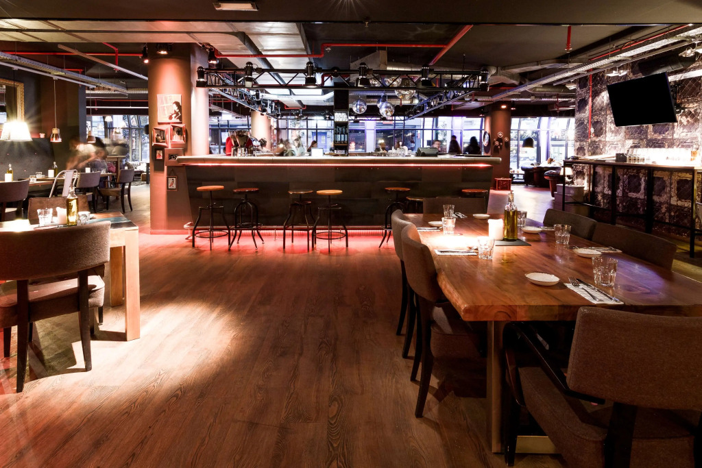 Отель pentahotel Brussels City Centre