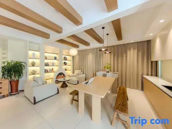 Yunyou Light Luxury Homestay (Burqin Branch)