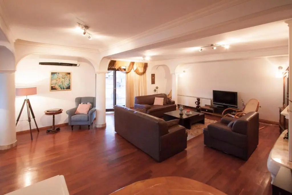 Central Exclusive Apartment