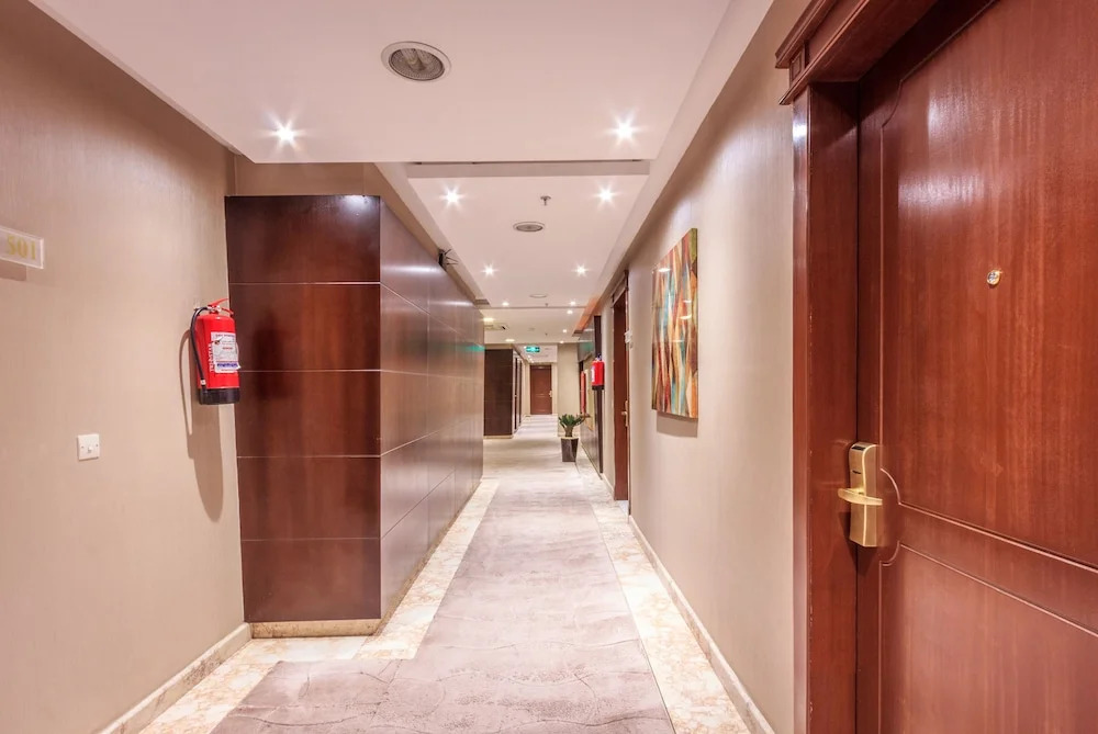Al Muhaidb Residence Al JAWAZAT 1 - Economic