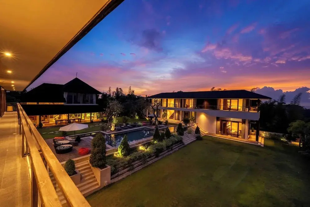 Mahameru Uluwatu