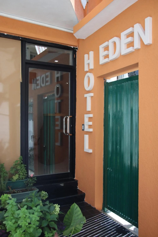 Eden hostel