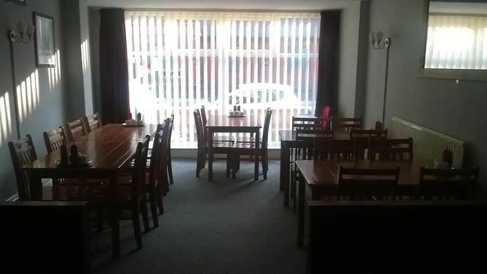 Aindale Hotel Blackpool