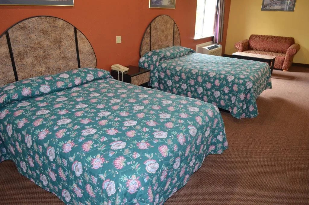 Scottish Inns  Suites IAH Airport South